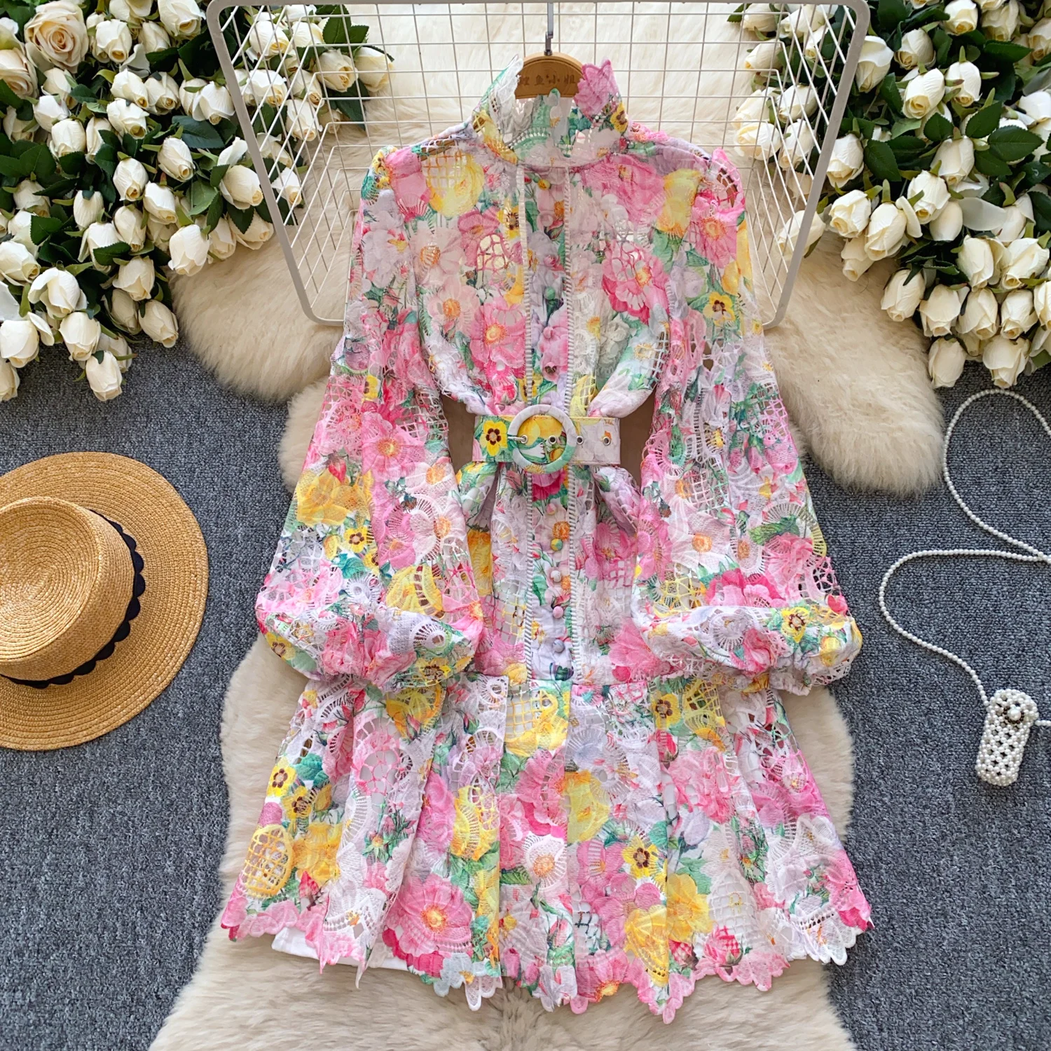 ALPHALMODA 2024, весна, высококачественное французское платье с полыми крючками, кружево, женское платье, рукава-фонарики, платье трапециевидной формы с рюшами,
ALPHALMODA 2024, весна, высококачественное французское платье с полыми крючками, кружево, женское платье, рукава-фонарики, платье трапециевидной формы с рюшами,