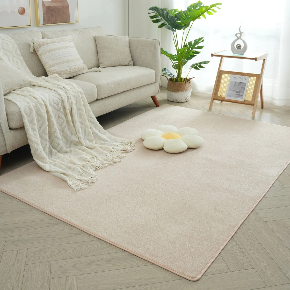New Thick Carpet for Living Room Plush Rug Children Bed Room Fluffy Floor Carpets Window Bedside Home Decor Rugs Soft Velvet Mat
New Thick Carpet for Living Room Plush Rug Children Bed Room Fluffy Floor Carpets Window Bedside Home Decor Rugs Soft Velvet Mat