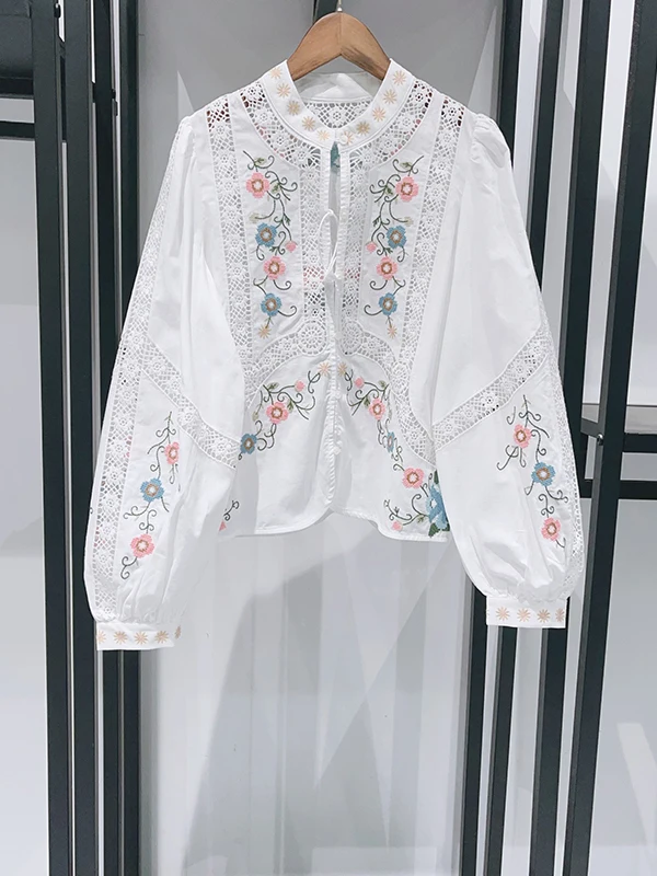 French Style Embroidered Lace Hollow out Floral Bubble Sleeve Stand Collar Cotton Linen Blend Women's Shirt Summer 2026
French Style Embroidered Lace Hollow out Floral Bubble Sleeve Stand Collar Cotton Linen Blend Women's Shirt Summer 2026