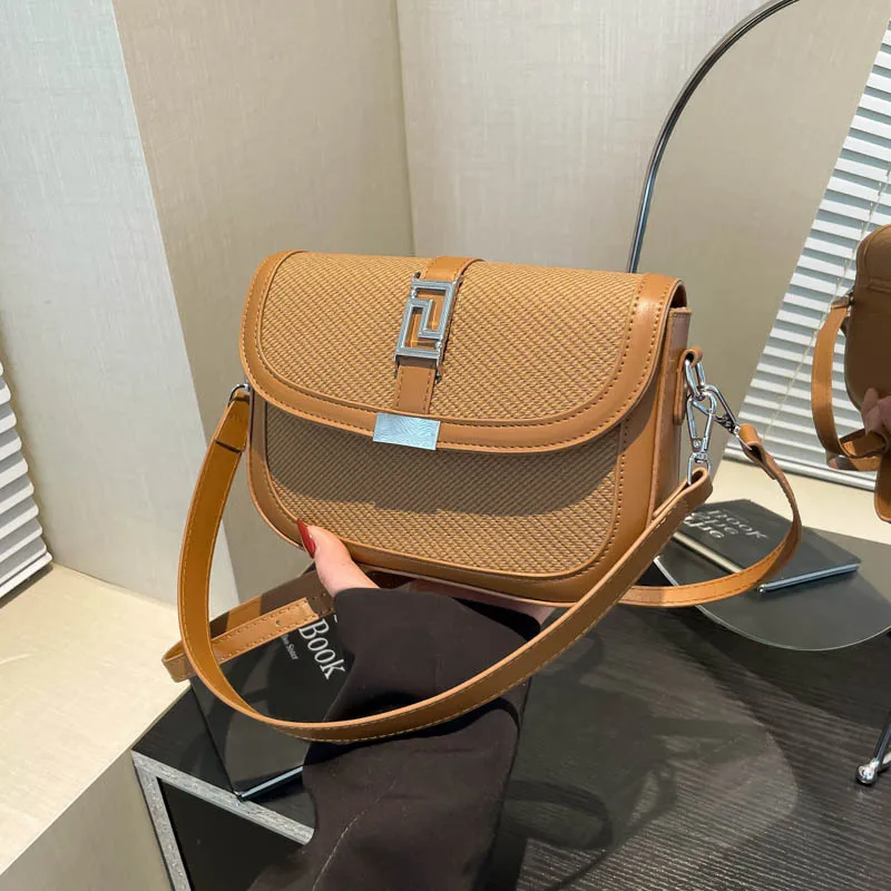 Stylish Women's Leather Crossbody Bag Luxury Brand Shoulder Handbag Elegant Ladies Purse with Embroidery
Stylish Women's Leather Crossbody Bag Luxury Brand Shoulder Handbag Elegant Ladies Purse with Embroidery