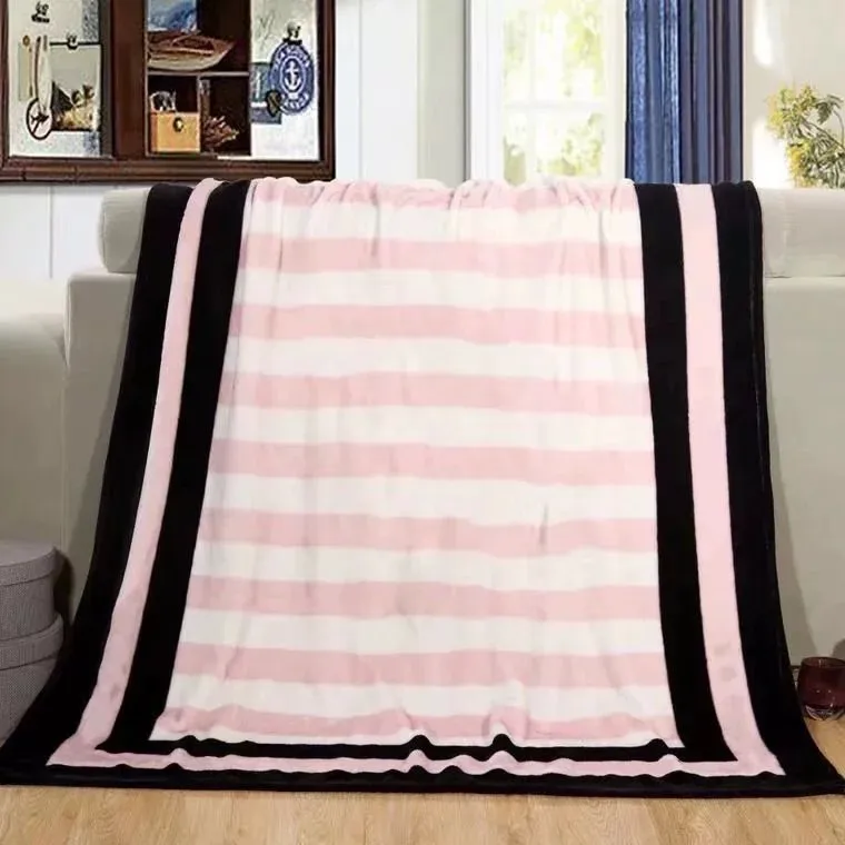 Blankets and multifunctional payment postage Please contact the buyer before purchasing
Blankets and multifunctional payment postage Please contact the buyer before purchasing