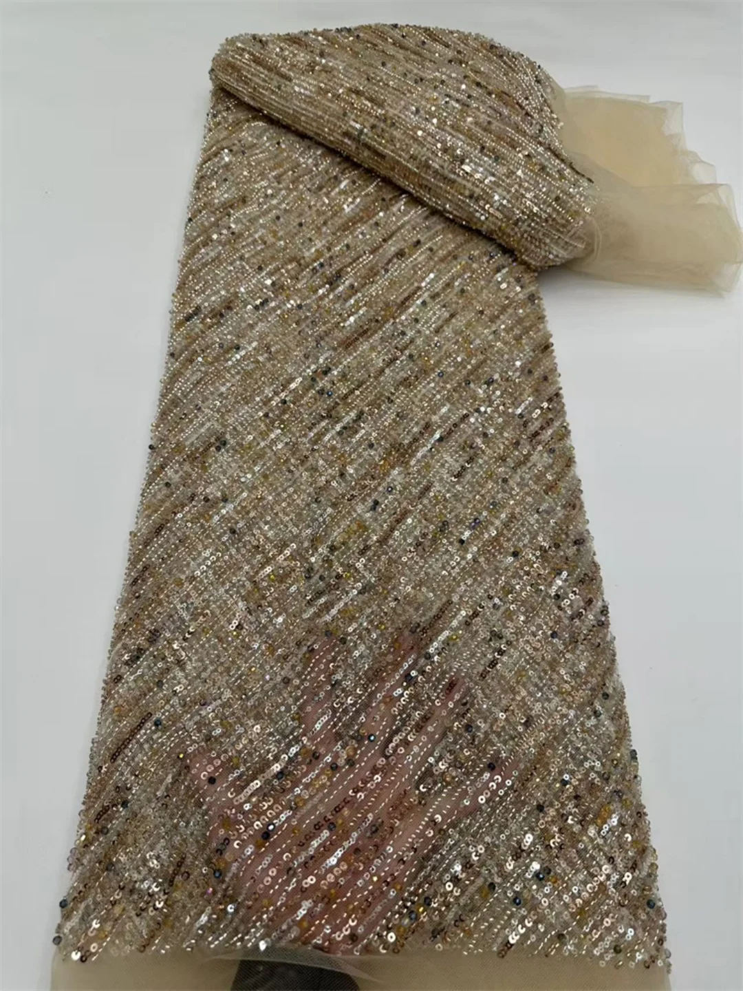 2026 Latest African Heavy Beaded Sequins Lace Embroidery Lace French Mesh Lace Fabric Nigerian Tulle Lace for Wedding Dresses
2026 Latest African Heavy Beaded Sequins Lace Embroidery Lace French Mesh Lace Fabric Nigerian Tulle Lace for Wedding Dresses