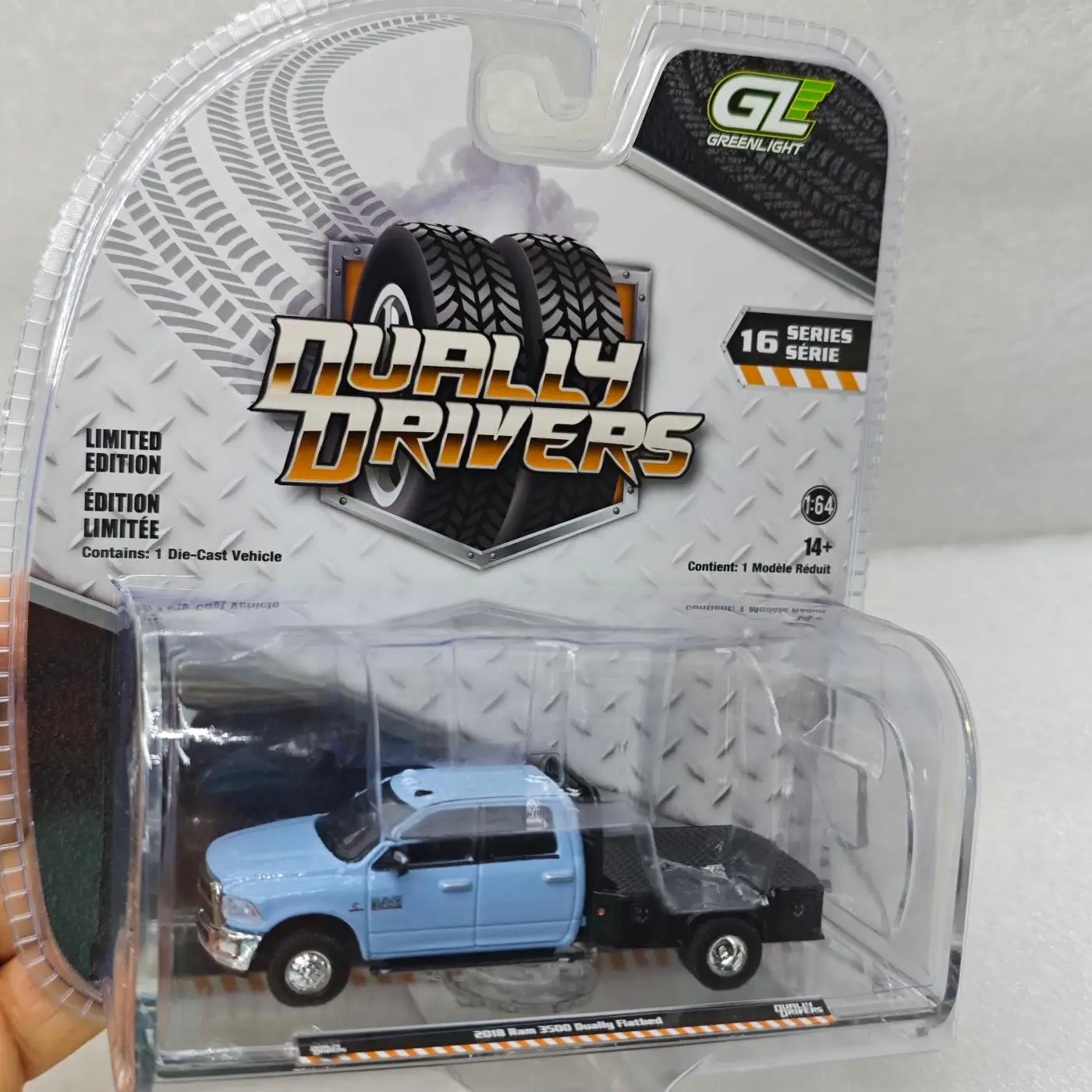 GreenLight 1:64 Dual Drive Series #16-2018 Ram 3500 Dually Flatbed 46160-C Diecast Alloy Car Model Collectible
GreenLight 1:64 Dual Drive Series #16-2018 Ram 3500 Dually Flatbed 46160-C Diecast Alloy Car Model Collectible