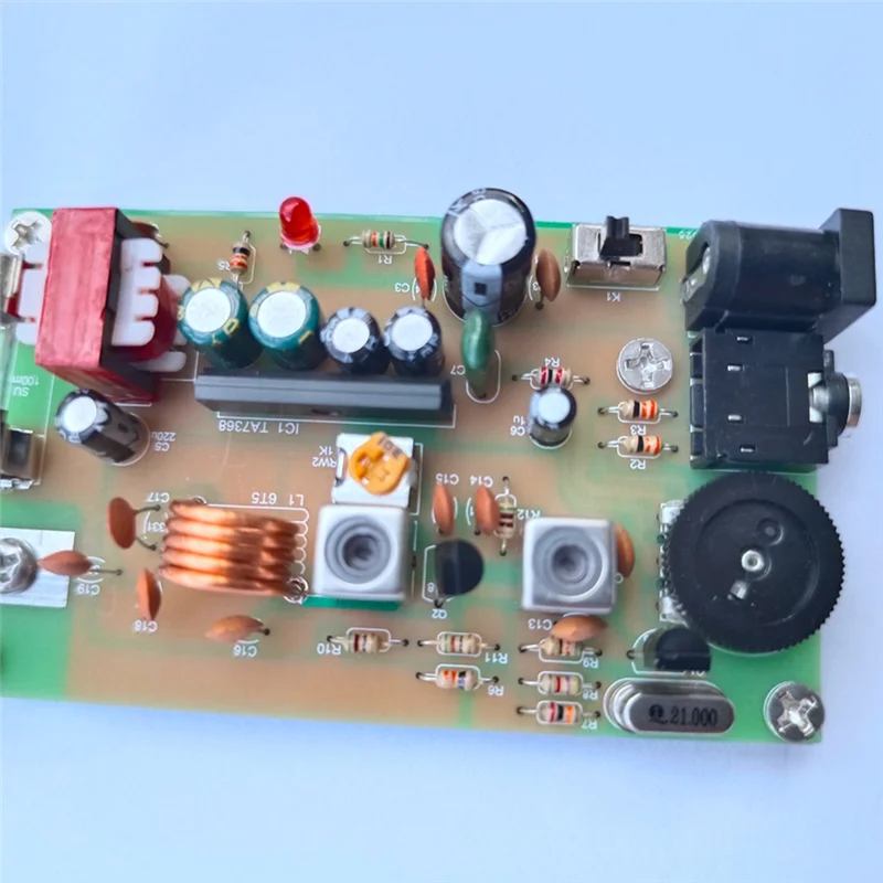 1 Piece Shortwave AM Radio Transmitter Board Campus Broadcast SW Ham Radio Amplifier (B)
1 Piece Shortwave AM Radio Transmitter Board Campus Broadcast SW Ham Radio Amplifier (B)