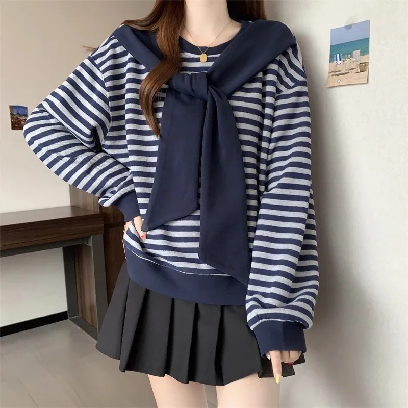 Женская футболка с длинными рукавами в синюю полоску и круглым вырезом с завязками на талии и бантом, облегающий повседневный топ на осень, универсальная нишевая рубашка в стиле Харадзюку
Женская футболка с длинными рукавами в синюю полоску и круглым вырезом с завязками на талии и бантом, облегающий повседневный топ на осень, универсальная нишевая рубашка в стиле Харадзюку