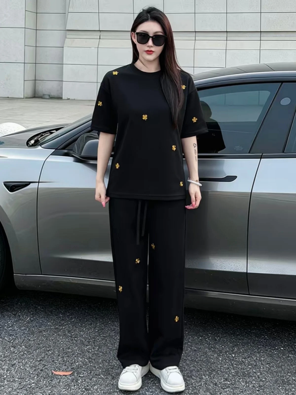 Spring Summer Casual Sportswear Set Men Women round Neck Short Sleeve T-Shirt Long Pants Two Piece Set Cotton Blend Fabric
Spring Summer Casual Sportswear Set Men Women round Neck Short Sleeve T-Shirt Long Pants Two Piece Set Cotton Blend Fabric