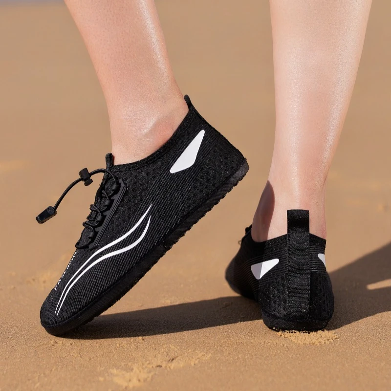 Новые минималистичные дышащие мужские и женские водные туфли, износостойкие низкие туфли для трассировки реки, осенняя пляжная обувь для серфинга
Новые минималистичные дышащие мужские и женские водные туфли, износостойкие низкие туфли для трассировки реки, осенняя пляжная обувь для серфинга