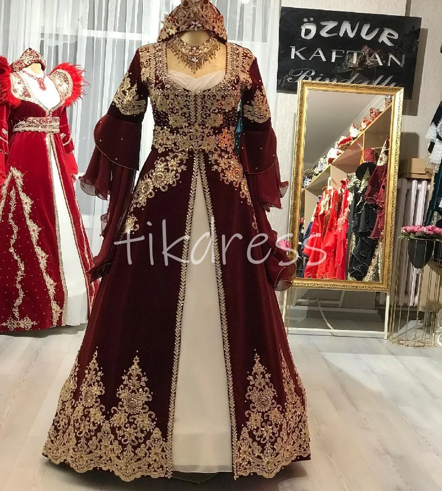 Luxurious Istanbul Moroccan Wedding Dress 2025 Dark Red With White Turkish Bride Dress Long Sleeve Beaded Lace Arabic Bridal
Luxurious Istanbul Moroccan Wedding Dress 2025 Dark Red With White Turkish Bride Dress Long Sleeve Beaded Lace Arabic Bridal