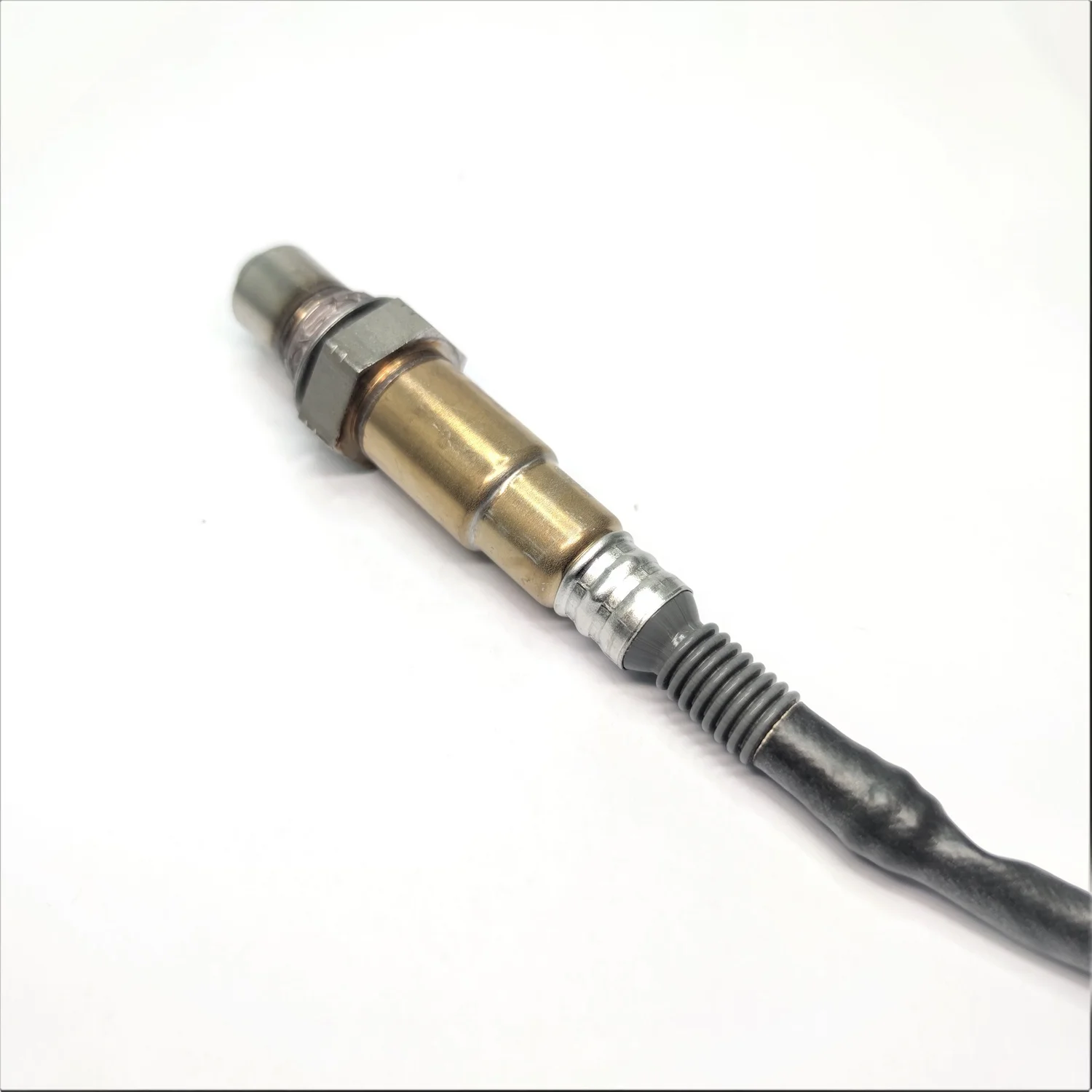 Auto Engine DX23-9D375-AA C2D24922 0258017385 Oxygen Sensor for Jaguar XF XJ XE Kia CARENS
Auto Engine DX23-9D375-AA C2D24922 0258017385 Oxygen Sensor for Jaguar XF XJ XE Kia CARENS