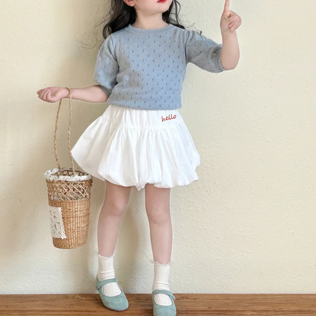 2025 Spring New White Flower Bud Skirt Girls Korean Fashion Letter Embroidered Versatile Skirt Pants Hollow Knit T-shirts
2025 Spring New White Flower Bud Skirt Girls Korean Fashion Letter Embroidered Versatile Skirt Pants Hollow Knit T-shirts