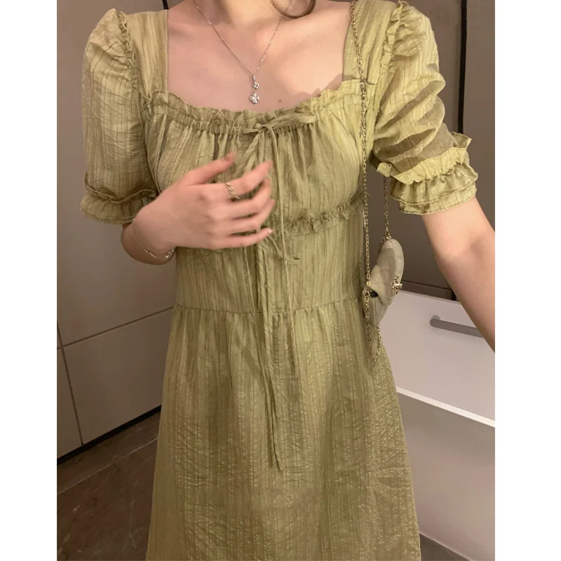 Su Li Girls' Small stature Design Feeling: Waistband Square Neck Temperament Short Sleeve Summer Dress Girl
Su Li Girls' Small stature Design Feeling: Waistband Square Neck Temperament Short Sleeve Summer Dress Girl