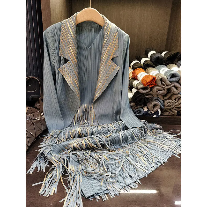 New High-end Advanced Designed Niche Lapel Pleated Cardigan + V-neck Tassel Sleeveless Dress Two Piece Sets Womens Outifits
New High-end Advanced Designed Niche Lapel Pleated Cardigan + V-neck Tassel Sleeveless Dress Two Piece Sets Womens Outifits