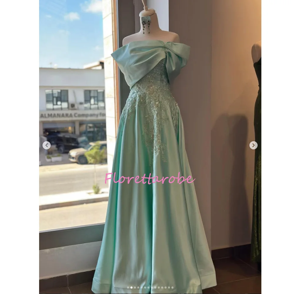 Customized Elegant Applique Off Shoulder A Line Evening Gowns Floor Length Satin Formal Prom Dress 2026
Customized Elegant Applique Off Shoulder A Line Evening Gowns Floor Length Satin Formal Prom Dress 2026
