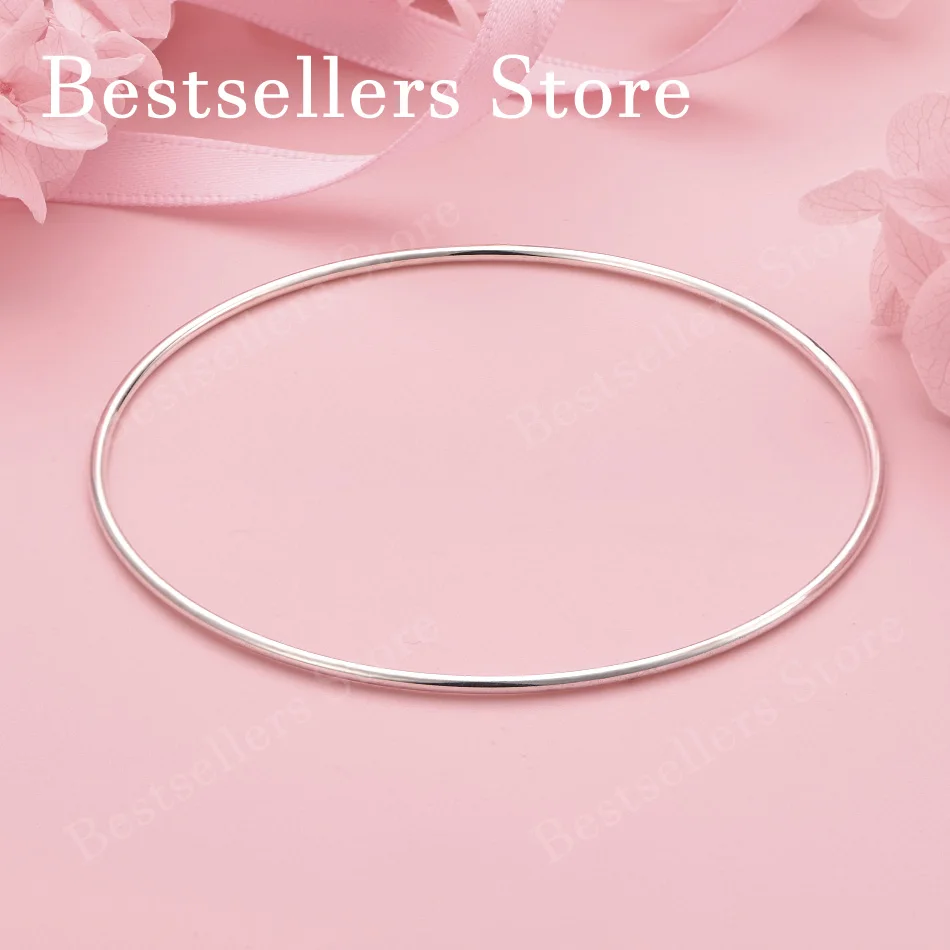 925 Sterling Silver Exquisite and Brightly Finished Minimalist Thin Bangle for Women's Fashion Party and Wedding Jewelry
925 Sterling Silver Exquisite and Brightly Finished Minimalist Thin Bangle for Women's Fashion Party and Wedding Jewelry
