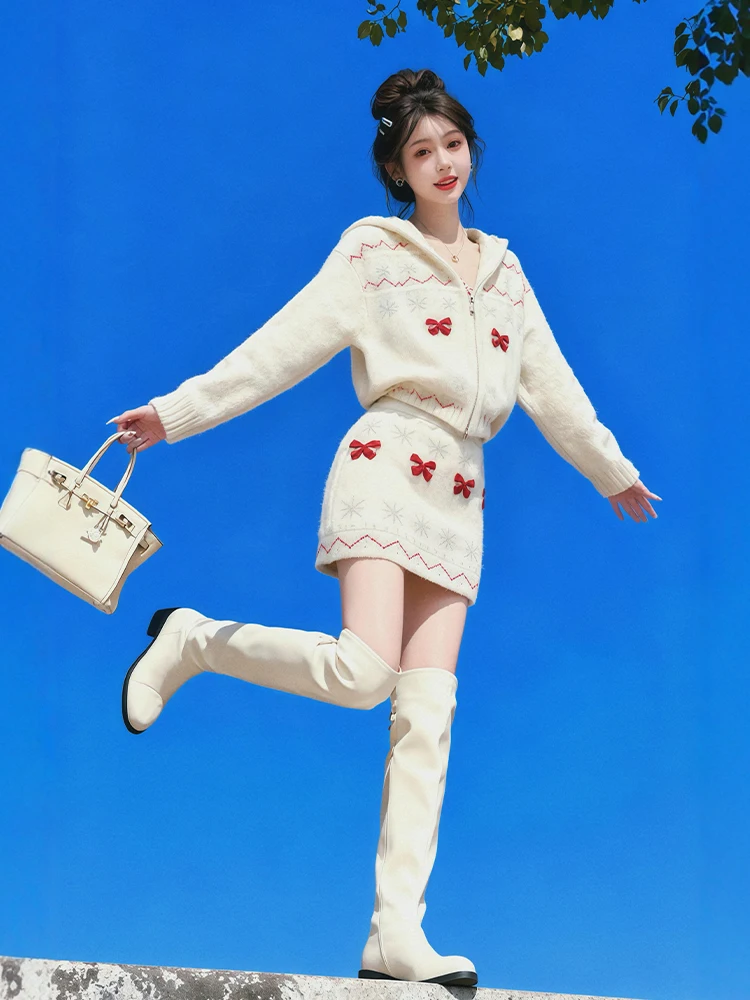 Sweet Style Hooded Knitted Cardigan And Short Skirt Set Winter 2025 Fashion Women's Ensemble Casual Universal Fit Medium Stretch
Sweet Style Hooded Knitted Cardigan And Short Skirt Set Winter 2025 Fashion Women's Ensemble Casual Universal Fit Medium Stretch