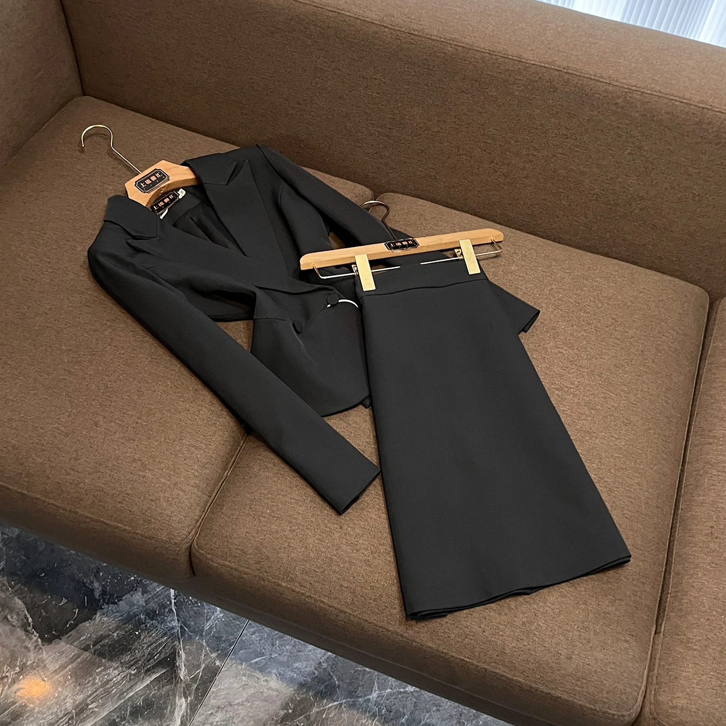 Grey Suit Set Dress Professional Workwear Slimming Two-Piece Women's Ensemble Elegant Salt Series Office Uniform X759
Grey Suit Set Dress Professional Workwear Slimming Two-Piece Women's Ensemble Elegant Salt Series Office Uniform X759
