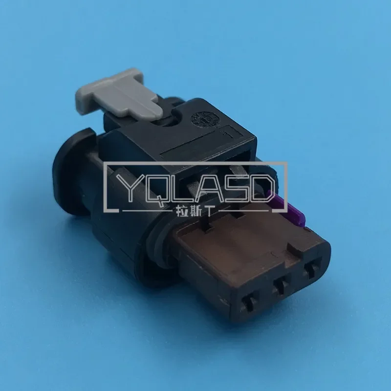 1 комплект, 3-контактный 4F0 973 703 A автомобильный разъем переменного тока в сборе, реверсивный радар, разъем электрического кабеля 4F0973703A для VW Audi Land Rover
1 комплект, 3-контактный 4F0 973 703 A автомобильный разъем переменного тока в сборе, реверсивный радар, разъем электрического кабеля 4F0973703A для VW Audi Land Rover