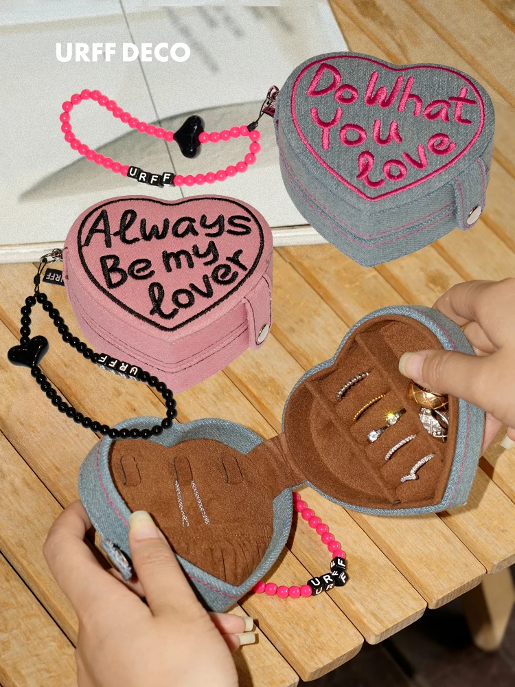 Portable Heart aped Cake Jewelry Box Travel Gift Retro Denim Storage Organizer Cact Size Desktop Accory
Portable Heart aped Cake Jewelry Box Travel Gift Retro Denim Storage Organizer Cact Size Desktop Accory