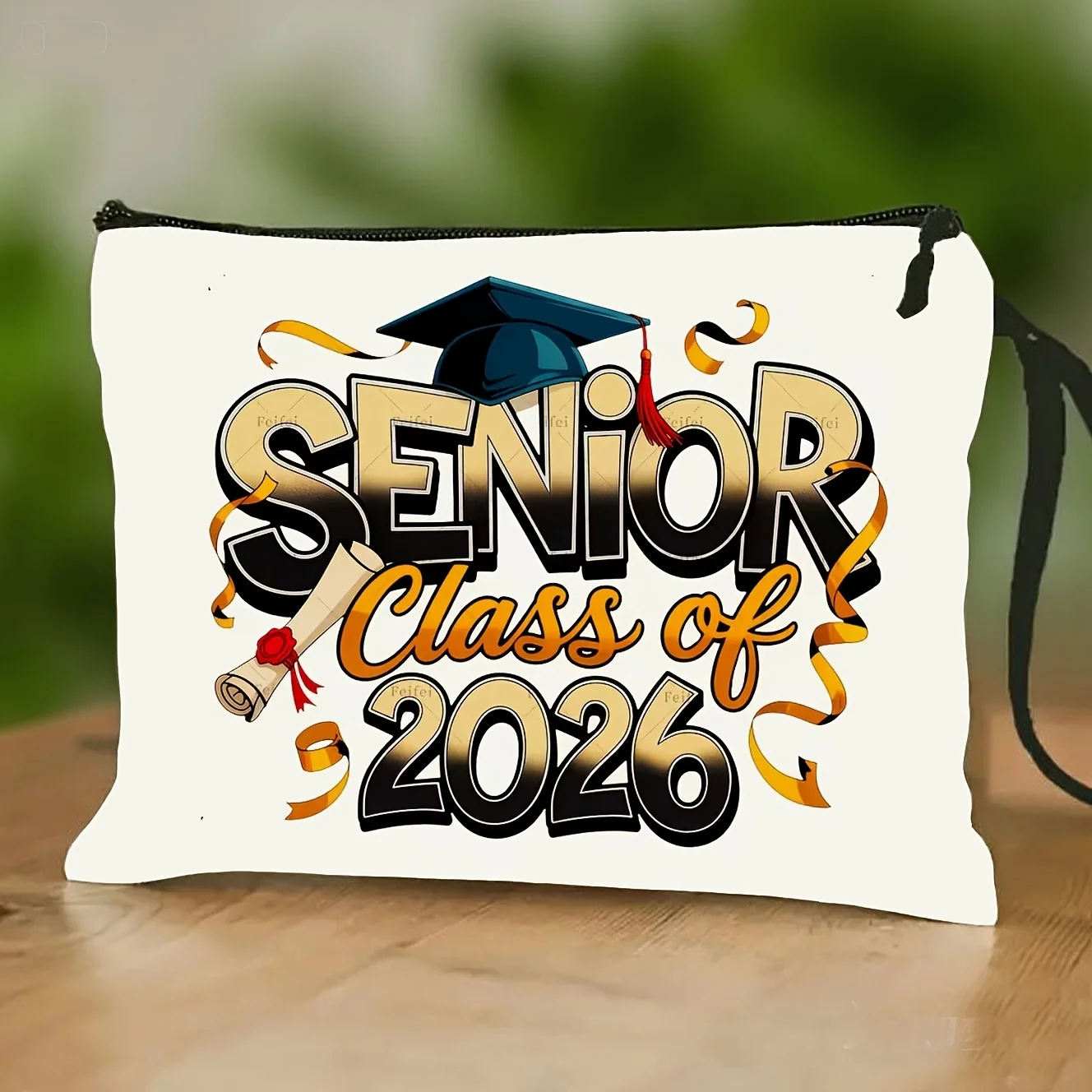 Graduation-Themed & Lightweight Zipper Pouch Suitable For 2026 Graduate Celebration - Portable Travel With Wrist Strap Machine-
Graduation-Themed & Lightweight Zipper Pouch Suitable For 2026 Graduate Celebration - Portable Travel With Wrist Strap Machine-