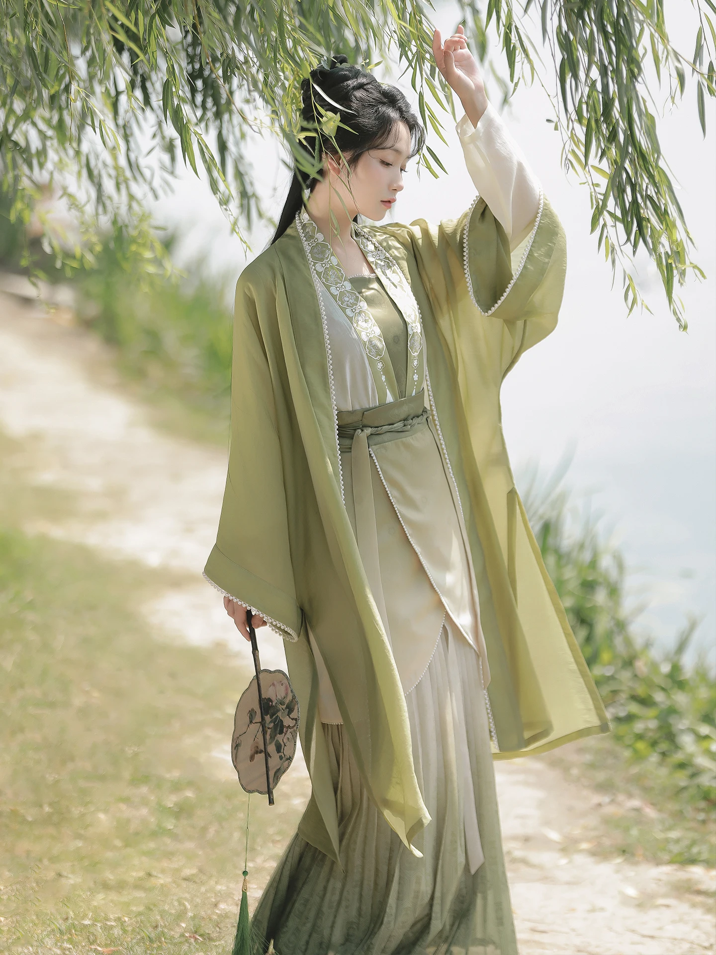 Original Hanfu Song Dynasty Style Women's Five-Piece Set Baozi Pleated Skirt Only Fits Spring Summer Female Han Plain
Original Hanfu Song Dynasty Style Women's Five-Piece Set Baozi Pleated Skirt Only Fits Spring Summer Female Han Plain