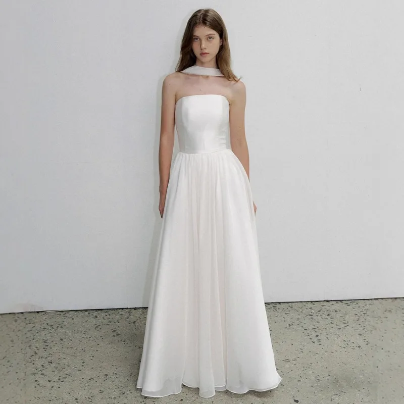 Минималистичное свадебное платье без бретелек, со съемным шарфом для невест, для фотосессий в путешествиях, легкое свадебное платье, для свадьбы на газоне
Минималистичное свадебное платье без бретелек, со съемным шарфом для невест, для фотосессий в путешествиях, легкое свадебное платье, для свадьбы на газоне