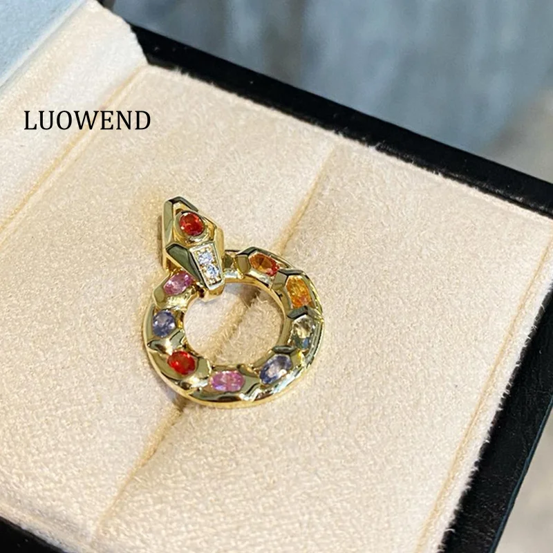 LUOWEND 100% 18-каратное желтое золото, кулон для женщин, роскошная змеиная форма, блестящий бриллиант, натуральный цвет, сапфир, ожерелье, кулон, ювелирные изделия
LUOWEND 100% 18-каратное желтое золото, кулон для женщин, роскошная змеиная форма, блестящий бриллиант, натуральный цвет, сапфир, ожерелье, кулон, ювелирные изделия