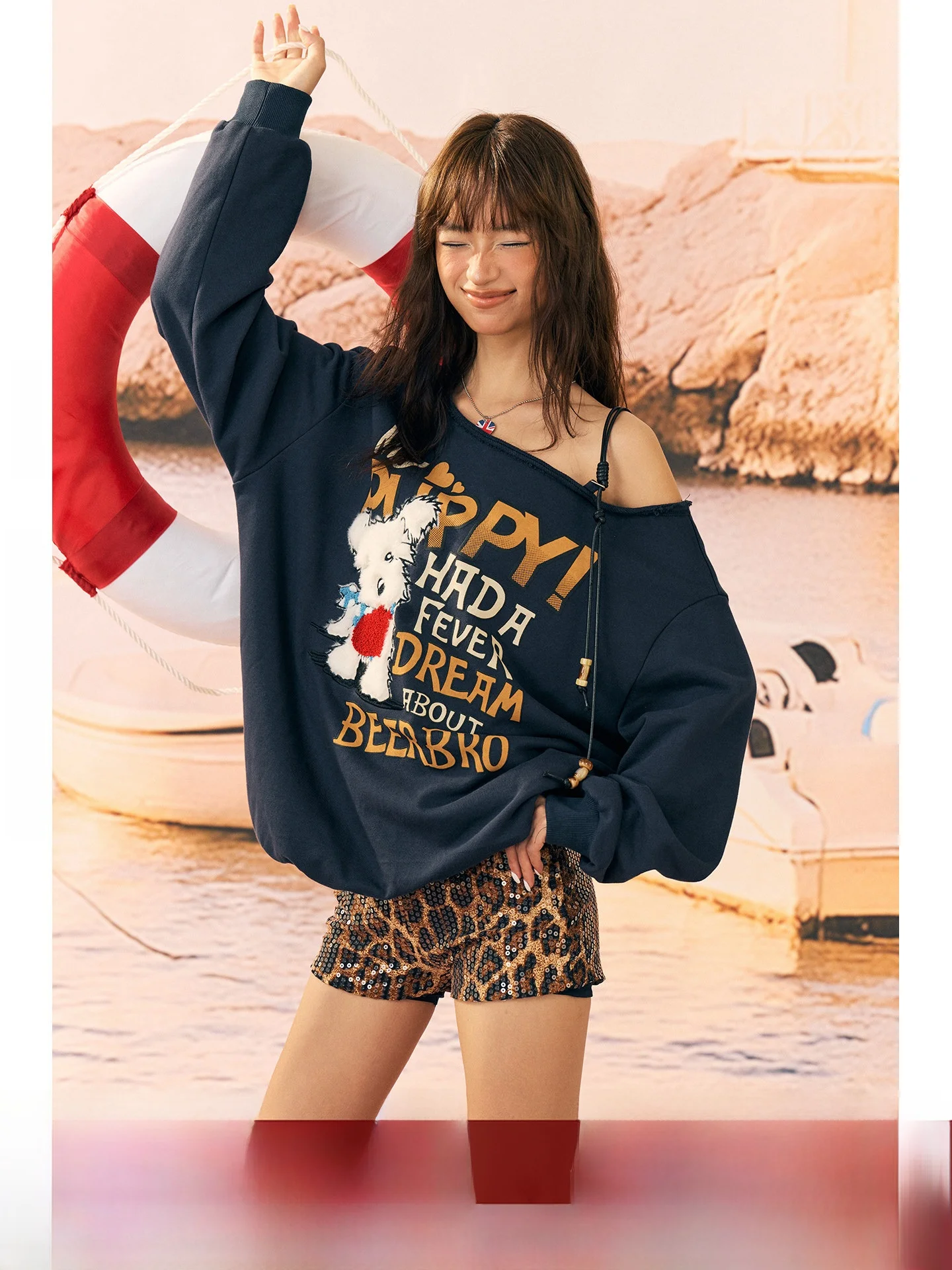 BeerBro Pure Cotton Soft Skin-Friendly Slope Shoulder Fleece Sweatshirt Women's Style Wind Sail Sports Club Embroidery Hoodie
BeerBro Pure Cotton Soft Skin-Friendly Slope Shoulder Fleece Sweatshirt Women's Style Wind Sail Sports Club Embroidery Hoodie