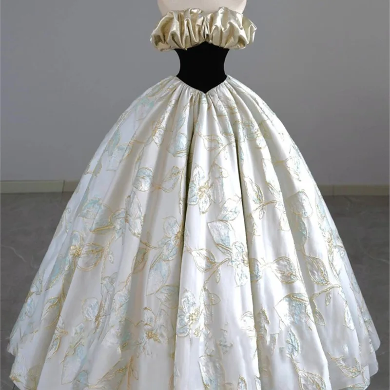 Heavy industry light luxury banquet host performance dress coming-of-age vocal test
Heavy industry light luxury banquet host performance dress coming-of-age vocal test