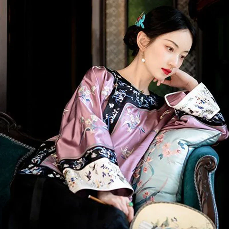 Qing Dynasty Vintage Satin Purple Flowers Printed Long Sleeves Tang Suit Tops Women Traditional Tang Blouse Online Chinese Store
Qing Dynasty Vintage Satin Purple Flowers Printed Long Sleeves Tang Suit Tops Women Traditional Tang Blouse Online Chinese Store