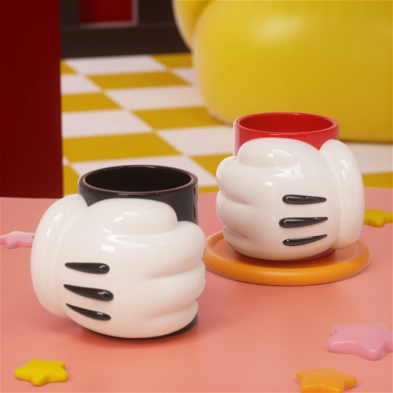 Набор керамических кофейных кружек Disney Authentic Mickey Claw Cup с портативным дизайном в виде лапы, для пар, украшение для дома, подарок на день рождения
Набор керамических кофейных кружек Disney Authentic Mickey Claw Cup с портативным дизайном в виде лапы, для пар, украшение для дома, подарок на день рождения