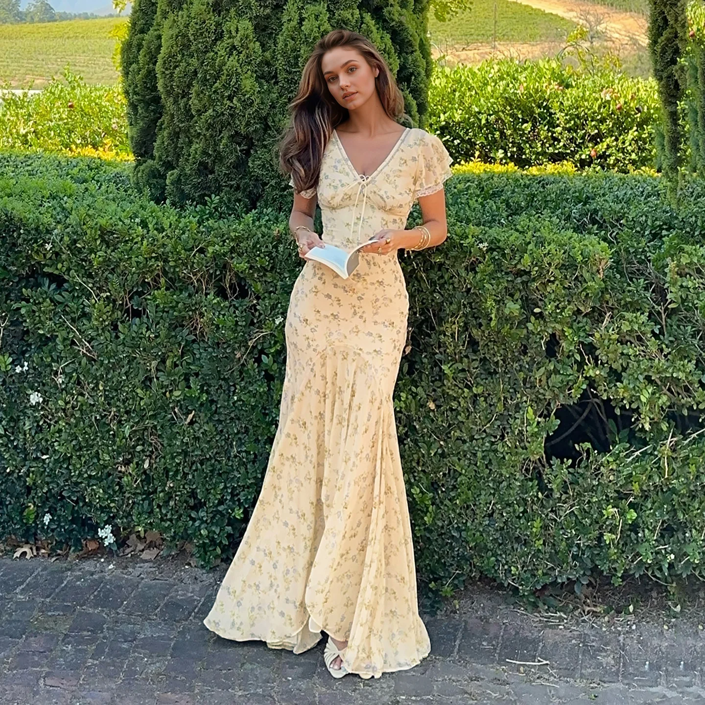 Suninbox Summer Elegant Floral Lace V-Neck Dress Ruffle Sleeve Tie Front Long Dress Garden Party Wedding Guest women
Suninbox Summer Elegant Floral Lace V-Neck Dress Ruffle Sleeve Tie Front Long Dress Garden Party Wedding Guest women