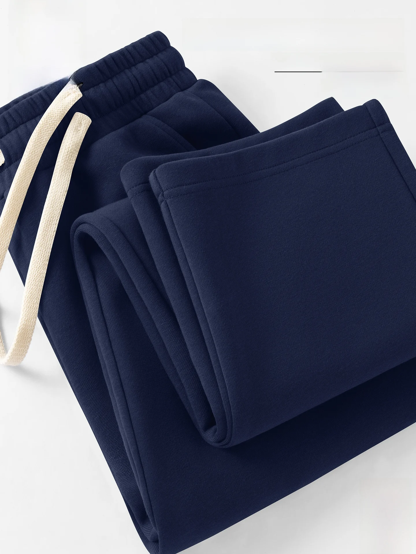 Мужские повседневные брюки в американском стиле, свободные, широкие, прямого кроя, весенние, новые, модные, удобные, для отдыха
Мужские повседневные брюки в американском стиле, свободные, широкие, прямого кроя, весенние, новые, модные, удобные, для отдыха