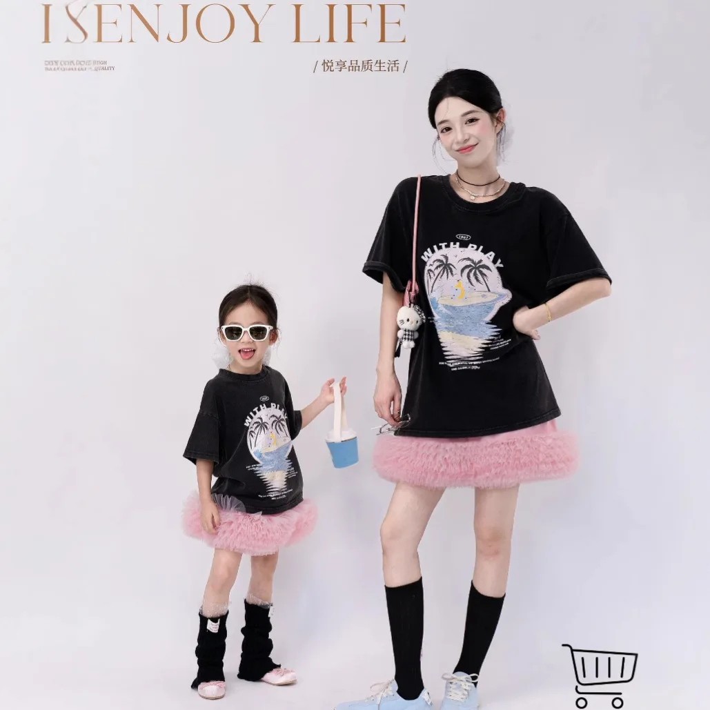 Korean Style Mom and Baby Girl Matching Outfits Fashion Cartoon T-Shirt with Tutu Skirt 2 Piece Set Mother Daughter Clothes Cute
Korean Style Mom and Baby Girl Matching Outfits Fashion Cartoon T-Shirt with Tutu Skirt 2 Piece Set Mother Daughter Clothes Cute