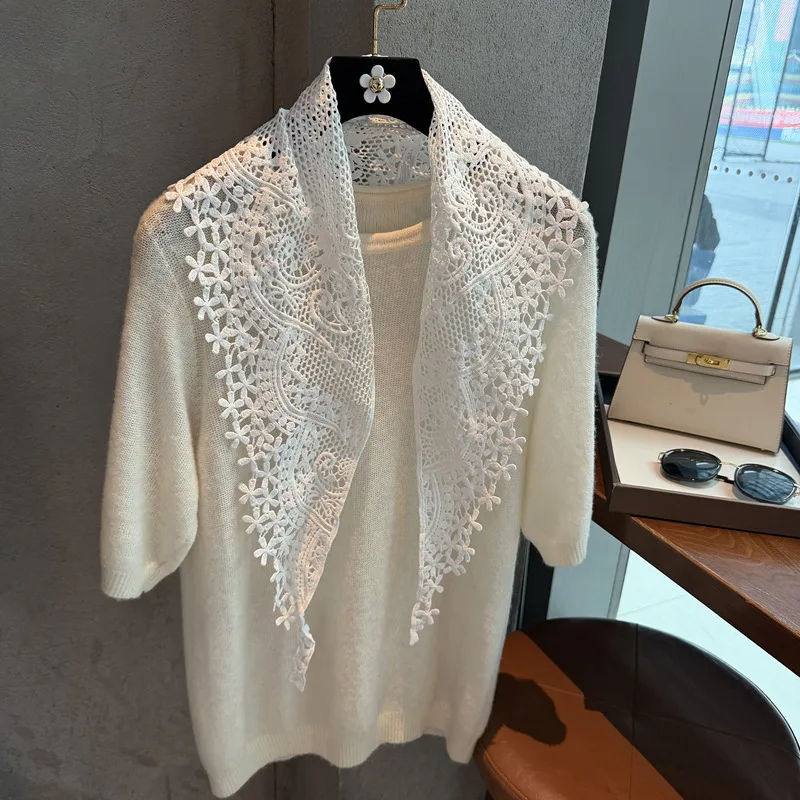 Korean Lace Crochet Hollow Triangle Scarf Women's Summer Thin Versatile Literary Stacking Fart Curtain Decorative Small Shawl
Korean Lace Crochet Hollow Triangle Scarf Women's Summer Thin Versatile Literary Stacking Fart Curtain Decorative Small Shawl
