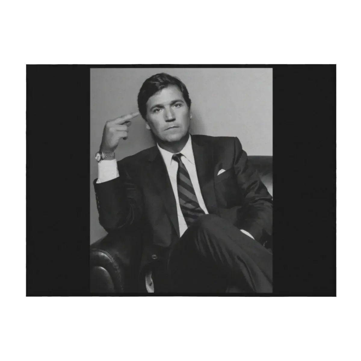 Tucker Carlson Middle Finger Classic Throw Blanket Summer manga Custom For Decorative Sofa Blankets
Tucker Carlson Middle Finger Classic Throw Blanket Summer manga Custom For Decorative Sofa Blankets