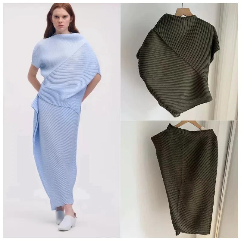 Miyake Pleated Skirt Set Plisse Women 2026 Summer New Asymmetrical Design Irregular Cut Pleats Stacked Collar Top and Long Skirt
Miyake Pleated Skirt Set Plisse Women 2026 Summer New Asymmetrical Design Irregular Cut Pleats Stacked Collar Top and Long Skirt