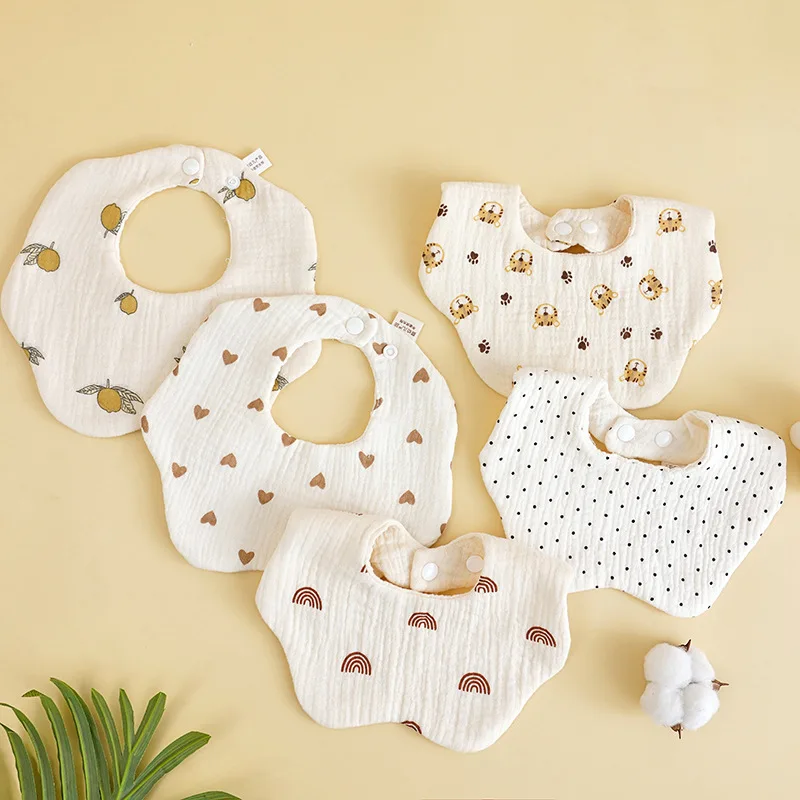 3pcs Pure Cotton Gauze Bibs Cute Parint Adjustable buckle Baby Scarf Newborn Boys Girls Cloth Bib Saliva Scarf
3pcs Pure Cotton Gauze Bibs Cute Parint Adjustable buckle Baby Scarf Newborn Boys Girls Cloth Bib Saliva Scarf