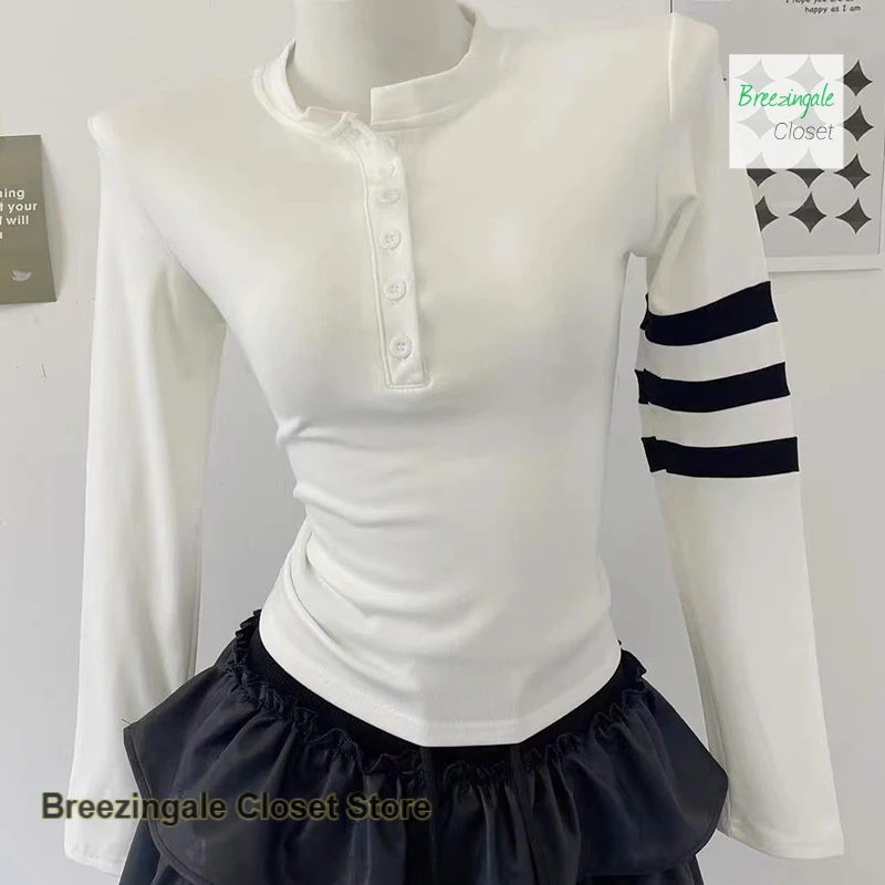 Korean-style round neck and breasted design sense shoulder long sleeve T-shirt women's spring and autumn new bottoming shirt top
Korean-style round neck and breasted design sense shoulder long sleeve T-shirt women's spring and autumn new bottoming shirt top