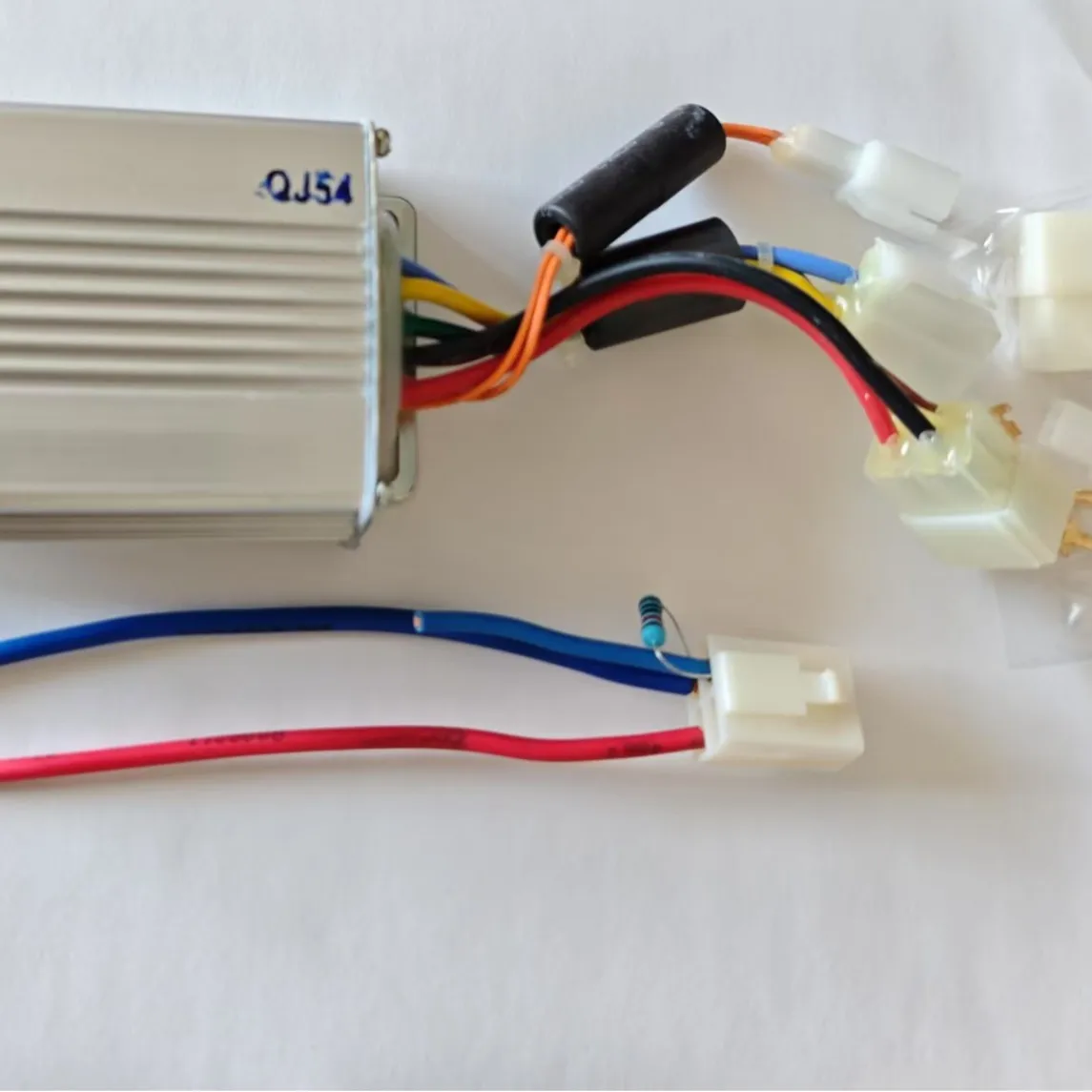 40V 500W Brushless DC Motor Controller For Electric Lawn Mower Grass Cutter Garden Power Tool Chainsaw Hedge Trimmer Drive Part
40V 500W Brushless DC Motor Controller For Electric Lawn Mower Grass Cutter Garden Power Tool Chainsaw Hedge Trimmer Drive Part