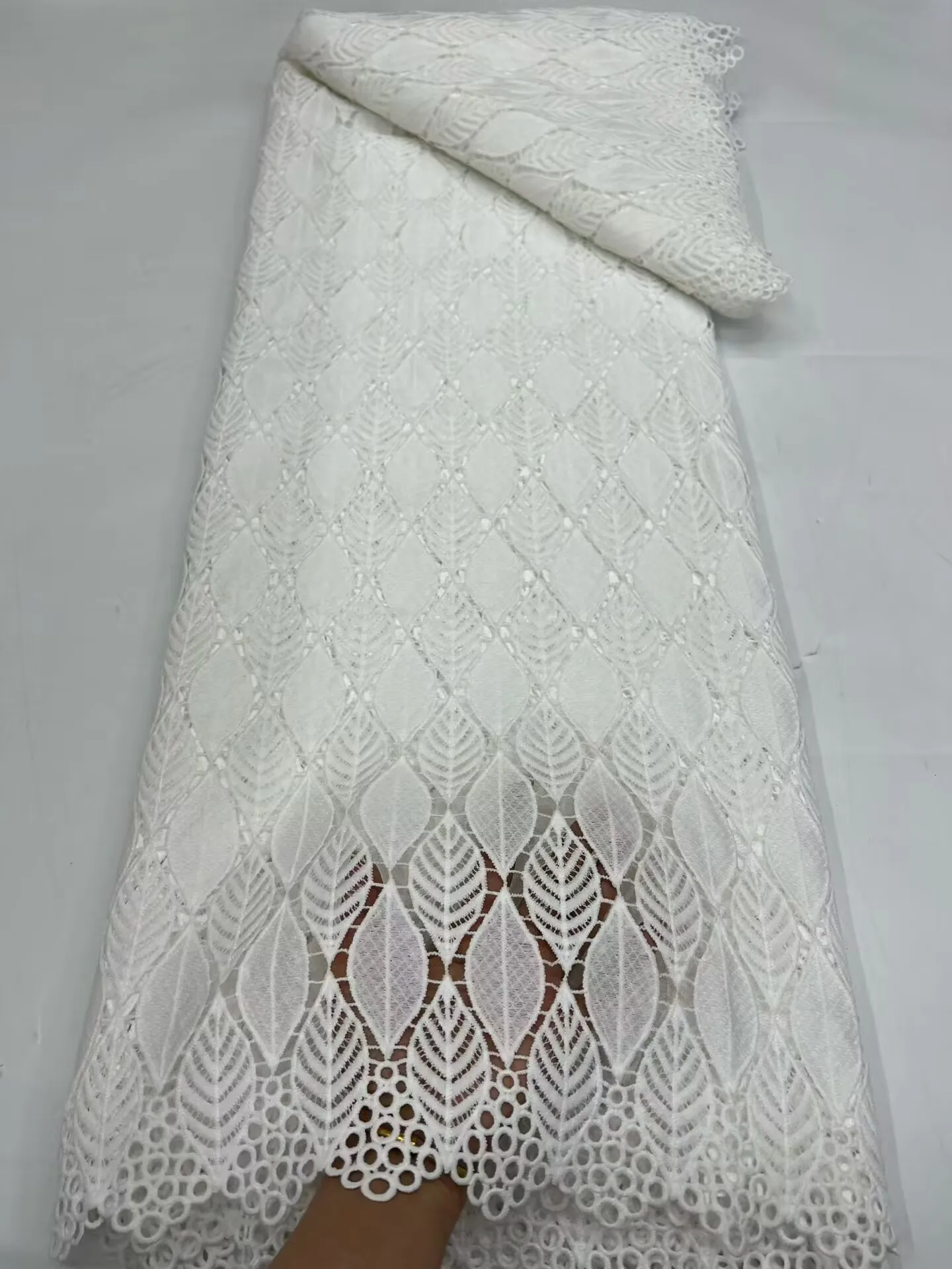 Wholesale 2026 Latest High Quality African Guipure Cord Lace Fabric Nigerian Water Soluble Milk Silk Lace Fabric For Party
Wholesale 2026 Latest High Quality African Guipure Cord Lace Fabric Nigerian Water Soluble Milk Silk Lace Fabric For Party