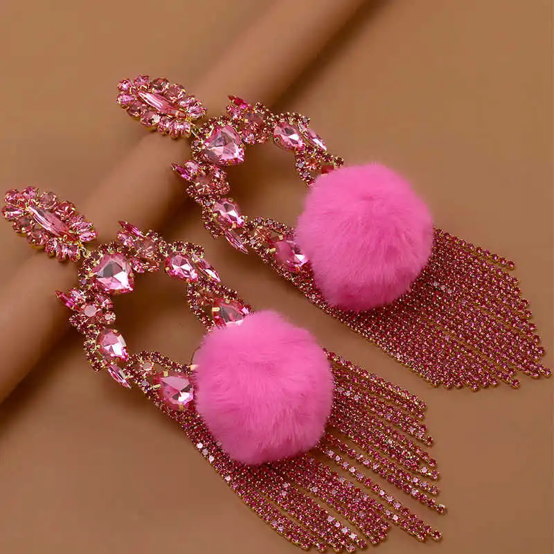 Catwalk Style Fashionable Fringed Earrings Earrings Sexy Exaggerated Rose Red Diamond High-end Big Earrings Performance
Catwalk Style Fashionable Fringed Earrings Earrings Sexy Exaggerated Rose Red Diamond High-end Big Earrings Performance