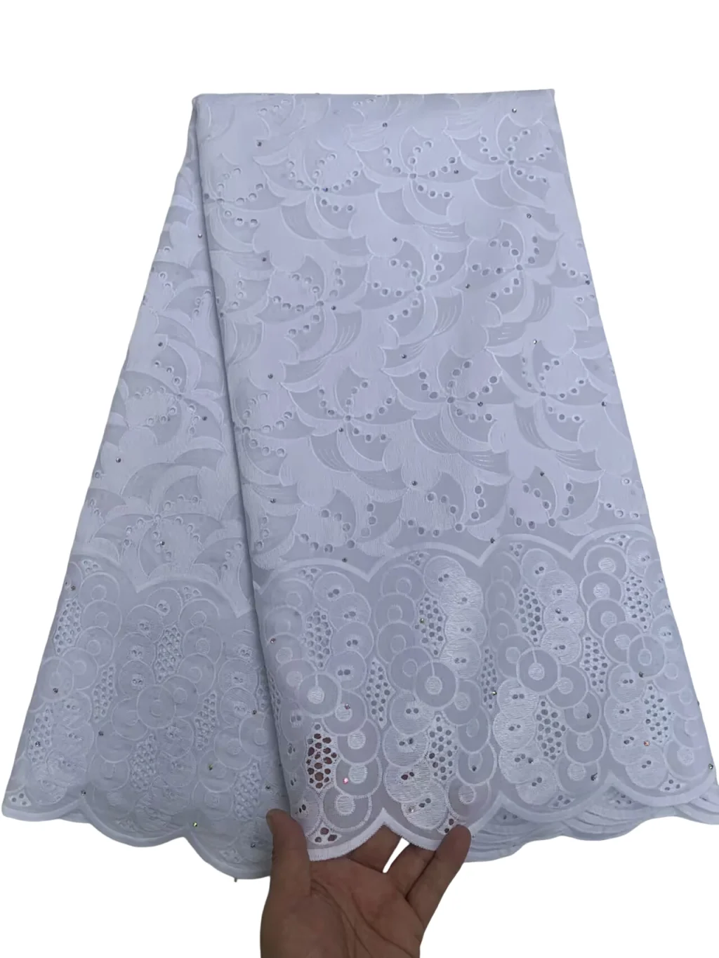 White Nigerian Embroidered Stones Cotton Lace High Quality 5 Yards African Lace Fabric Swiss Voile Lace Wedding Dresses For Wome
White Nigerian Embroidered Stones Cotton Lace High Quality 5 Yards African Lace Fabric Swiss Voile Lace Wedding Dresses For Wome