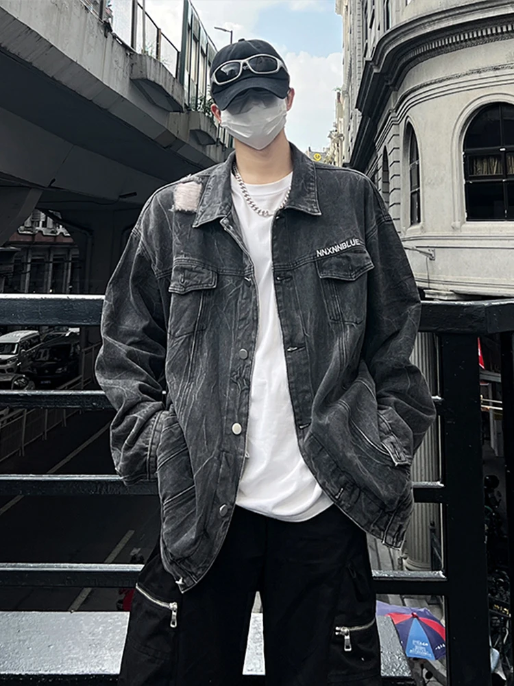 Мужская джинсовая куртка Waed Denim для весны и осени, в стиле рабочей одежды, хип-хоп, уличный ретро-стиль, американский джинсовый жакет свободного кроя с длинными рукавами
Мужская джинсовая куртка Waed Denim для весны и осени, в стиле рабочей одежды, хип-хоп, уличный ретро-стиль, американский джинсовый жакет свободного кроя с длинными рукавами
