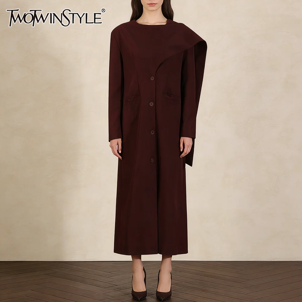 Женская куртка TWOTWINSTYLE с однотонными вставками и карманами, с круглым вырезом, длинными рукавами, свободного кроя, асимметричная, в интеллектуальном стиле, осенняя мода
Женская куртка TWOTWINSTYLE с однотонными вставками и карманами, с круглым вырезом, длинными рукавами, свободного кроя, асимметричная, в интеллектуальном стиле, осенняя мода