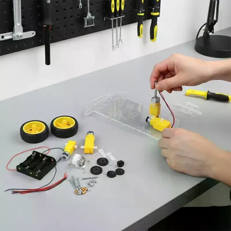1 Set 2WD Low Cost Version Smart Robot Car Chassis Kit DIY Intelligent Car Chassis For Line-following Robot Toy
1 Set 2WD Low Cost Version Smart Robot Car Chassis Kit DIY Intelligent Car Chassis For Line-following Robot Toy