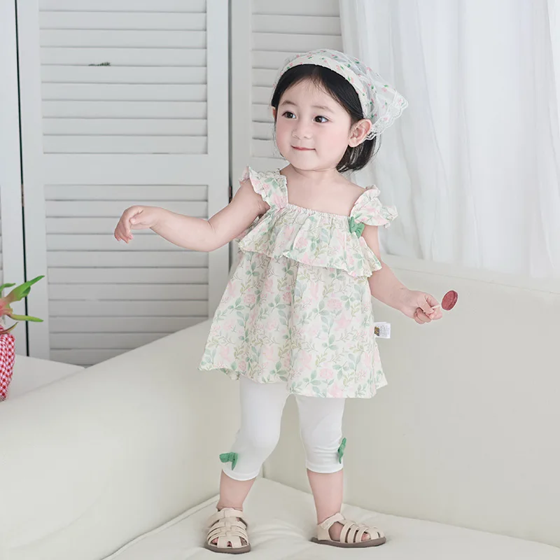 sleeveless top and pants two-piece set for Girls clothes summer new baby foreign style floral
sleeveless top and pants two-piece set for Girls clothes summer new baby foreign style floral