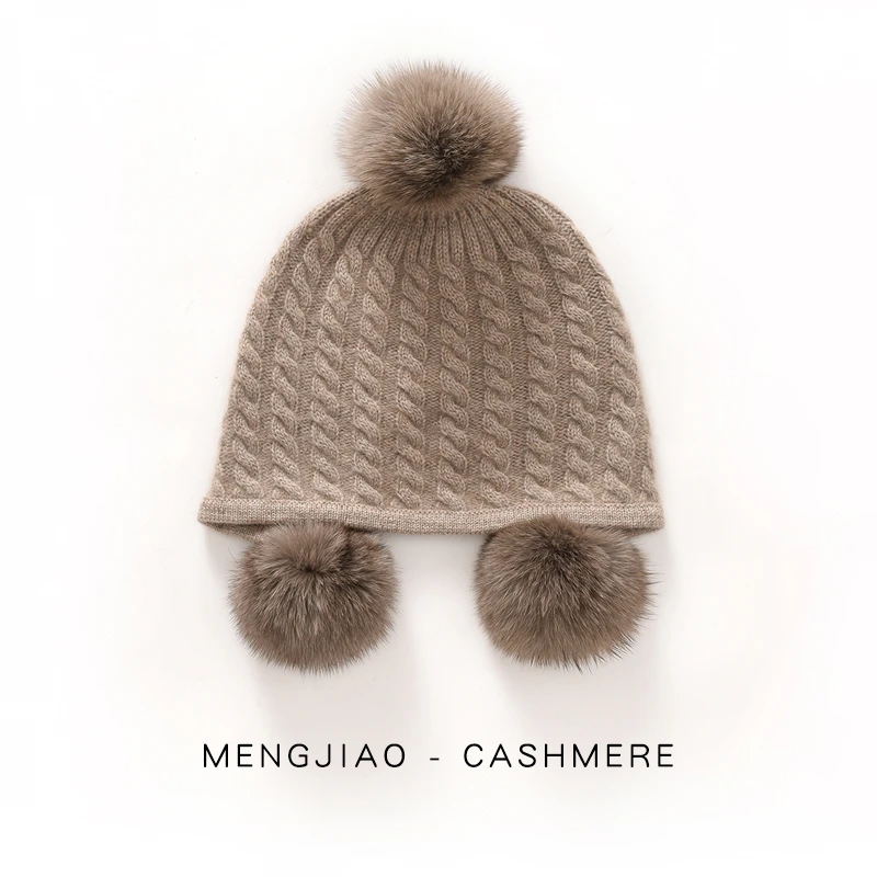 Новый дизайн, женская зимняя утолщенная вязаная шапка из 100% чистого кашемира с 3 шариками, однотонная теплая и ветрозащитная шапка для защиты ушей
Новый дизайн, женская зимняя утолщенная вязаная шапка из 100% чистого кашемира с 3 шариками, однотонная теплая и ветрозащитная шапка для защиты ушей