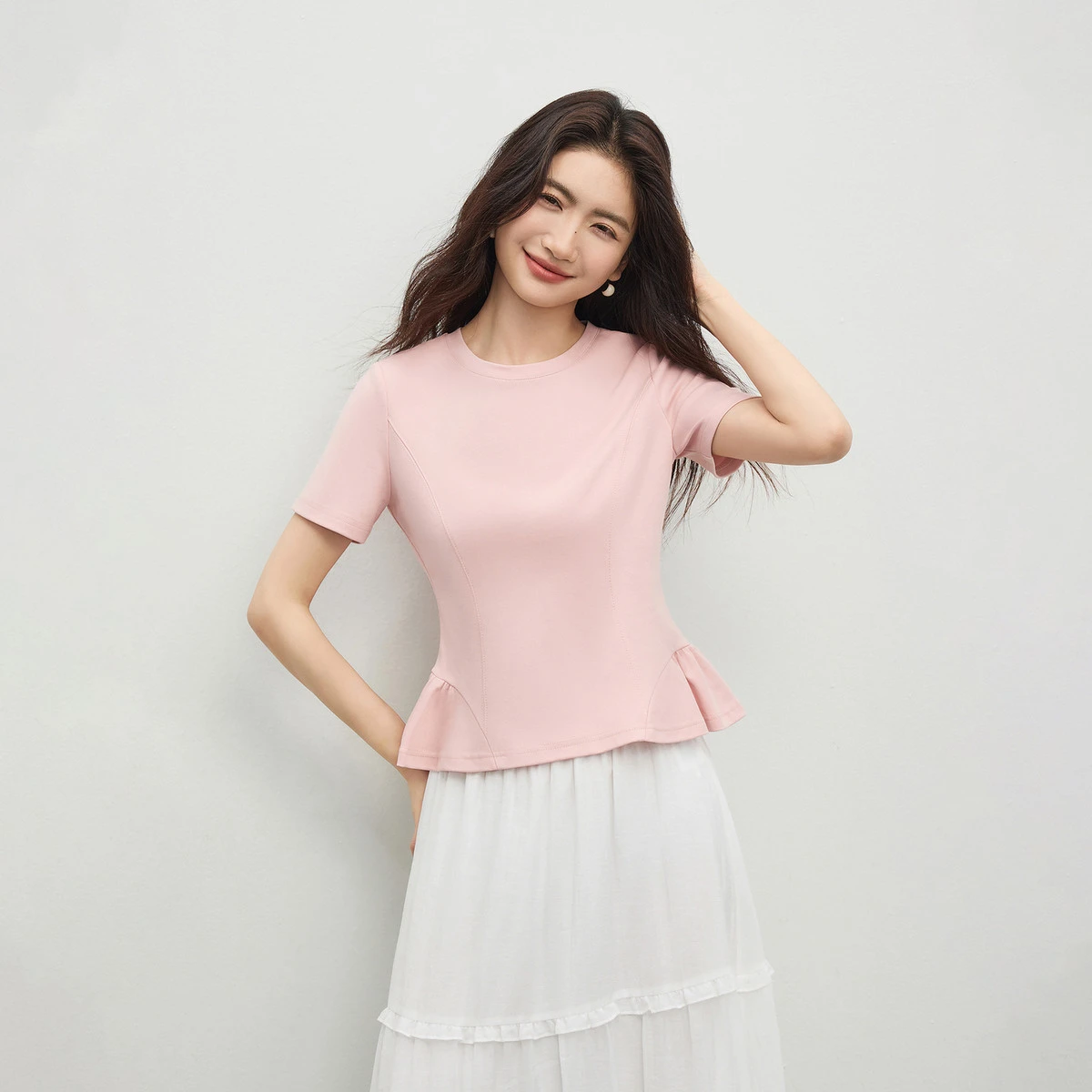 SENTUBILA Women's Minimalist Gentle 100% Cotton T-shirt 2026 Summer Commuter O Neck Short Sleeve Knit Pink Casual Top 162TA5034
SENTUBILA Women's Minimalist Gentle 100% Cotton T-shirt 2026 Summer Commuter O Neck Short Sleeve Knit Pink Casual Top 162TA5034