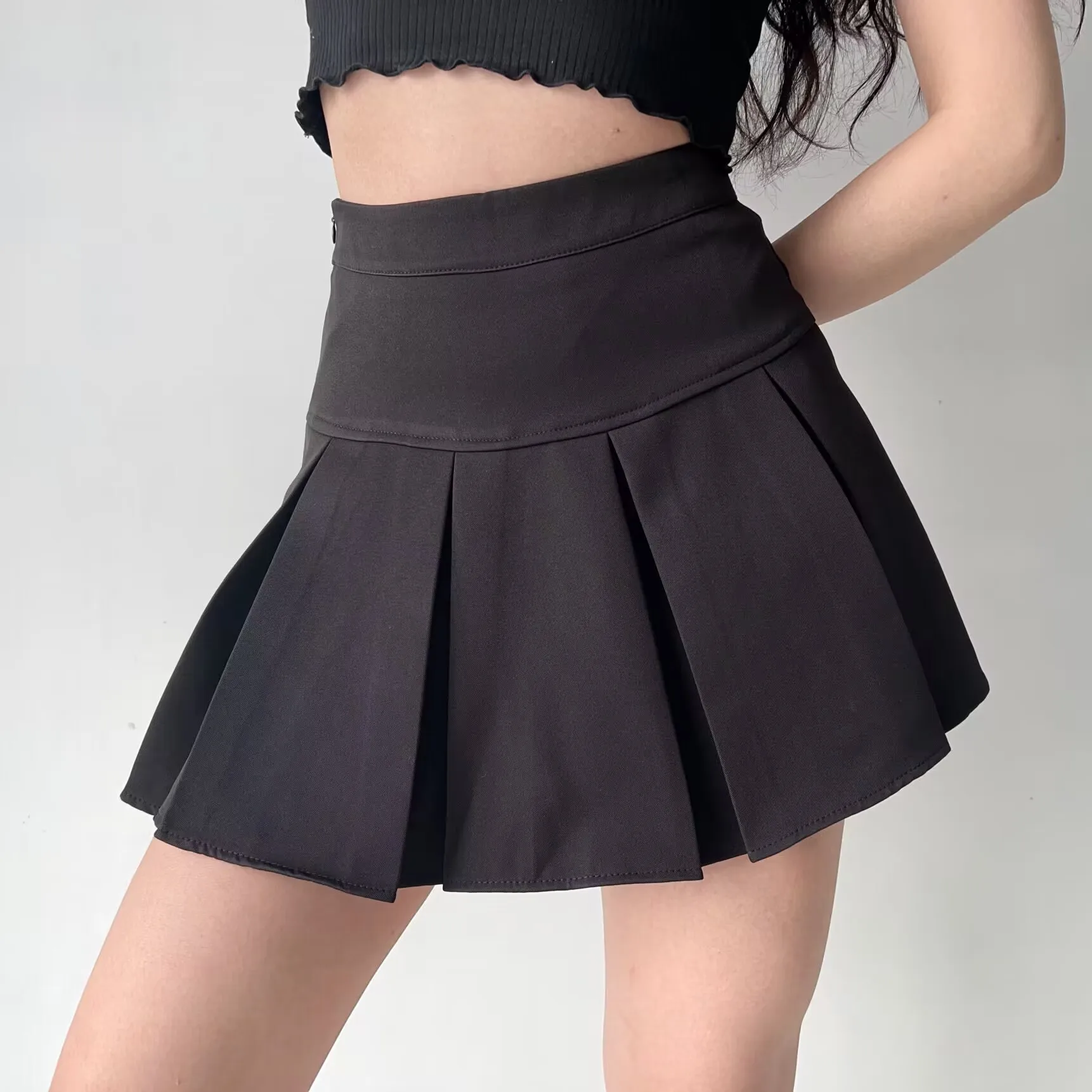 American Retro High Waist A-Line Skirt Women's Pleated Short Skirt Slimming Leg Lengthening Versatile Sweet Style Casual
American Retro High Waist A-Line Skirt Women's Pleated Short Skirt Slimming Leg Lengthening Versatile Sweet Style Casual
