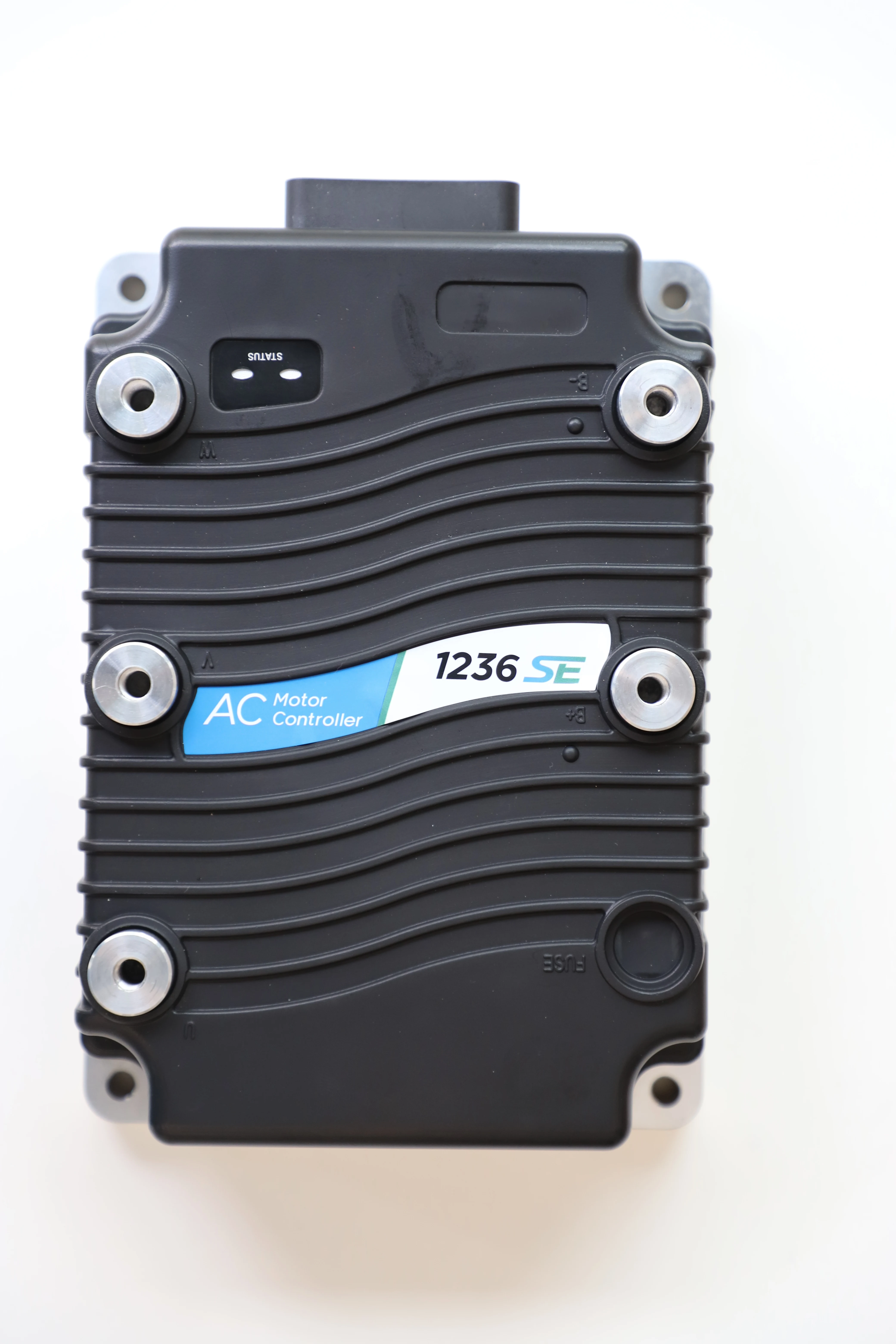 1236SE-5621 48V 600A AC Motor Controller for Curtis Hyster Yale Toyata Forklift
1236SE-5621 48V 600A AC Motor Controller for Curtis Hyster Yale Toyata Forklift